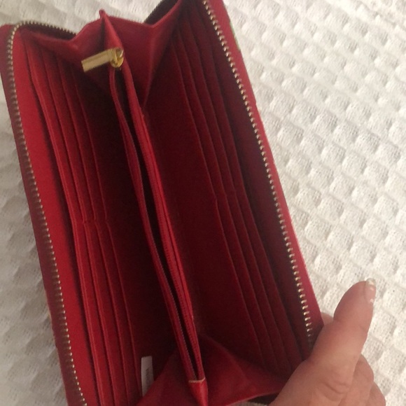 Women’s red wallet - Picture 3 of 5